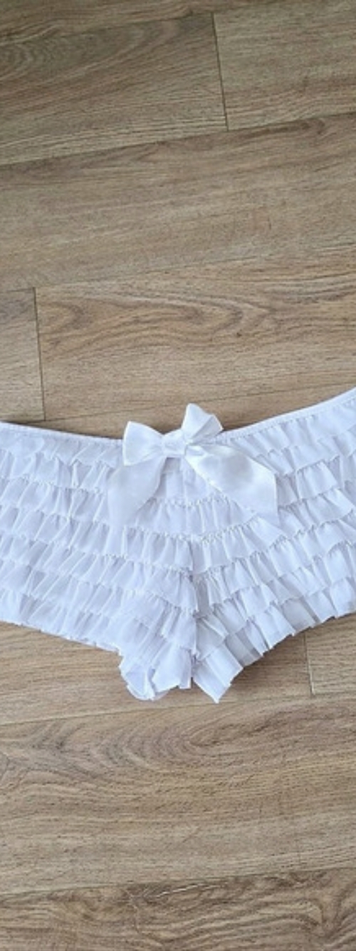 White Ruffle Bow Mini Shorts New